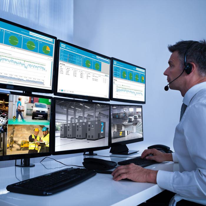 SmartLink Fernüberwachung einer Druckluftanlage auf mehreren Monitoren